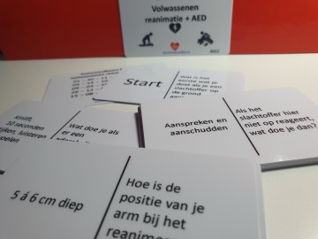 Volwassenen reanimatie + AED domino
